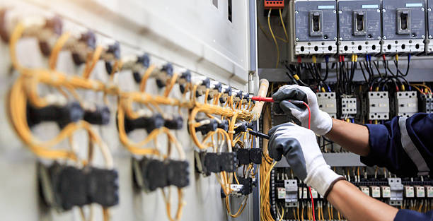 Professional Electrician technician working in Brisbane, CA